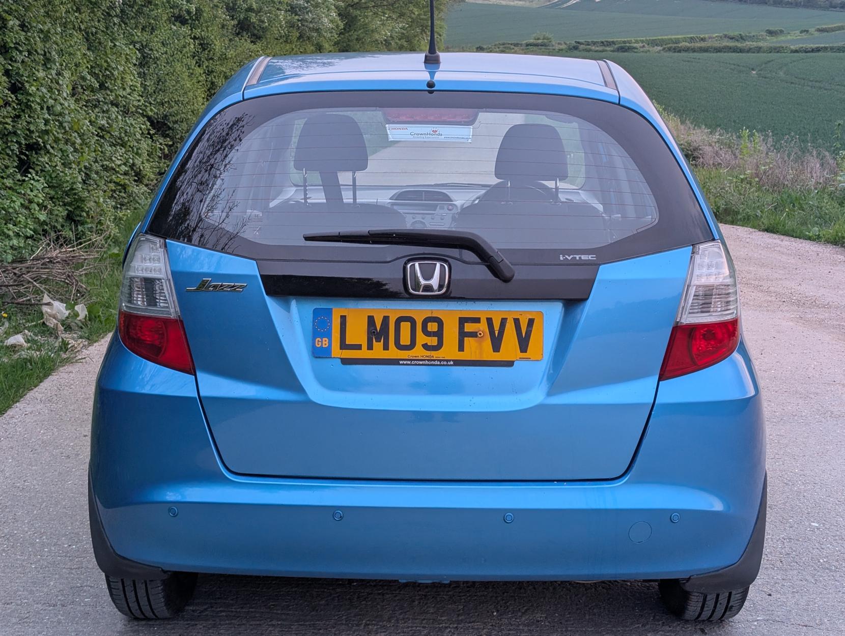 Honda Jazz 1.4 i-VTEC ES Hatchback 5dr Petrol i SHIFT Euro 4 (100 ps)