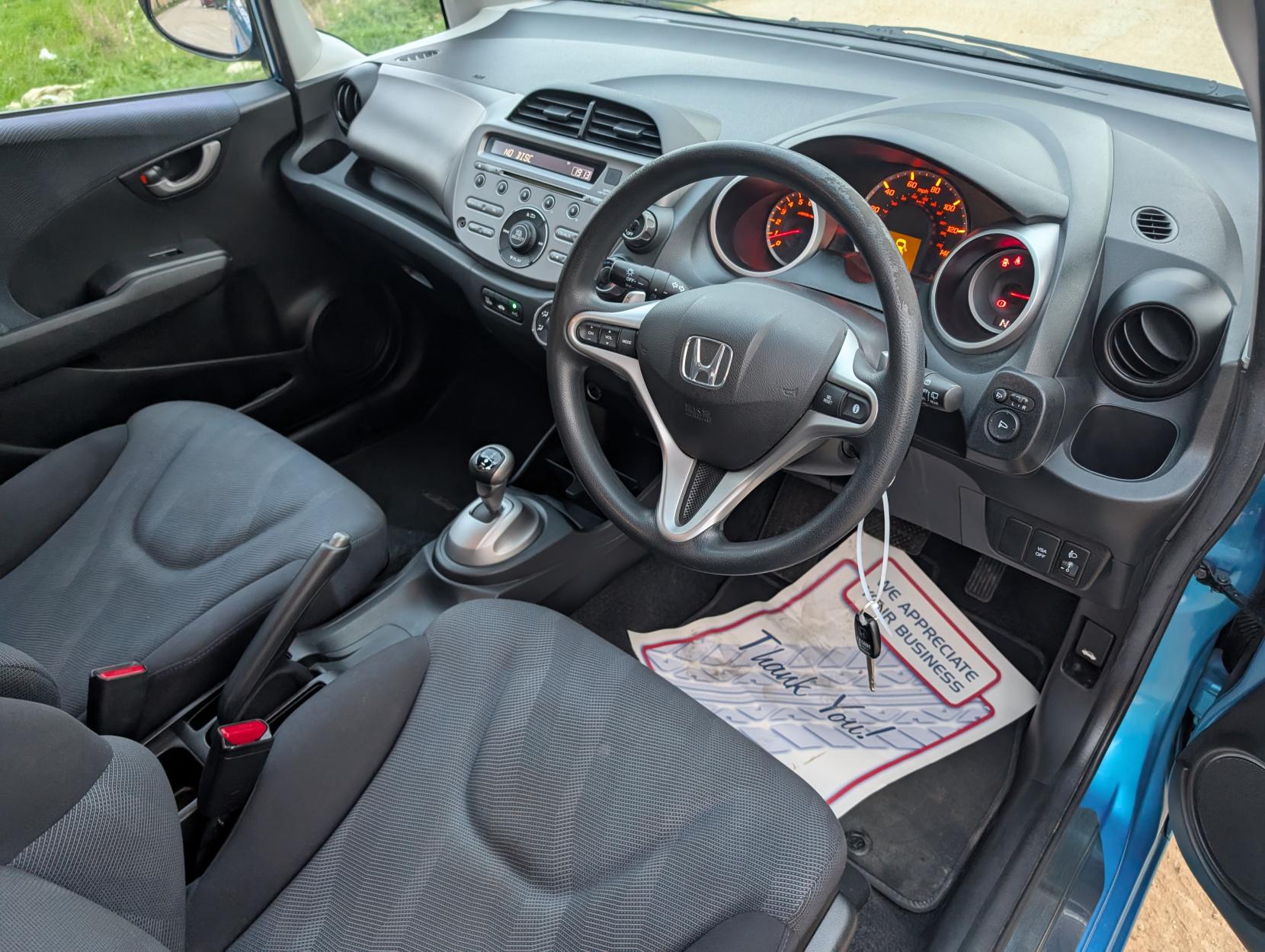 Honda Jazz 1.4 i-VTEC ES Hatchback 5dr Petrol i SHIFT Euro 4 (100 ps)