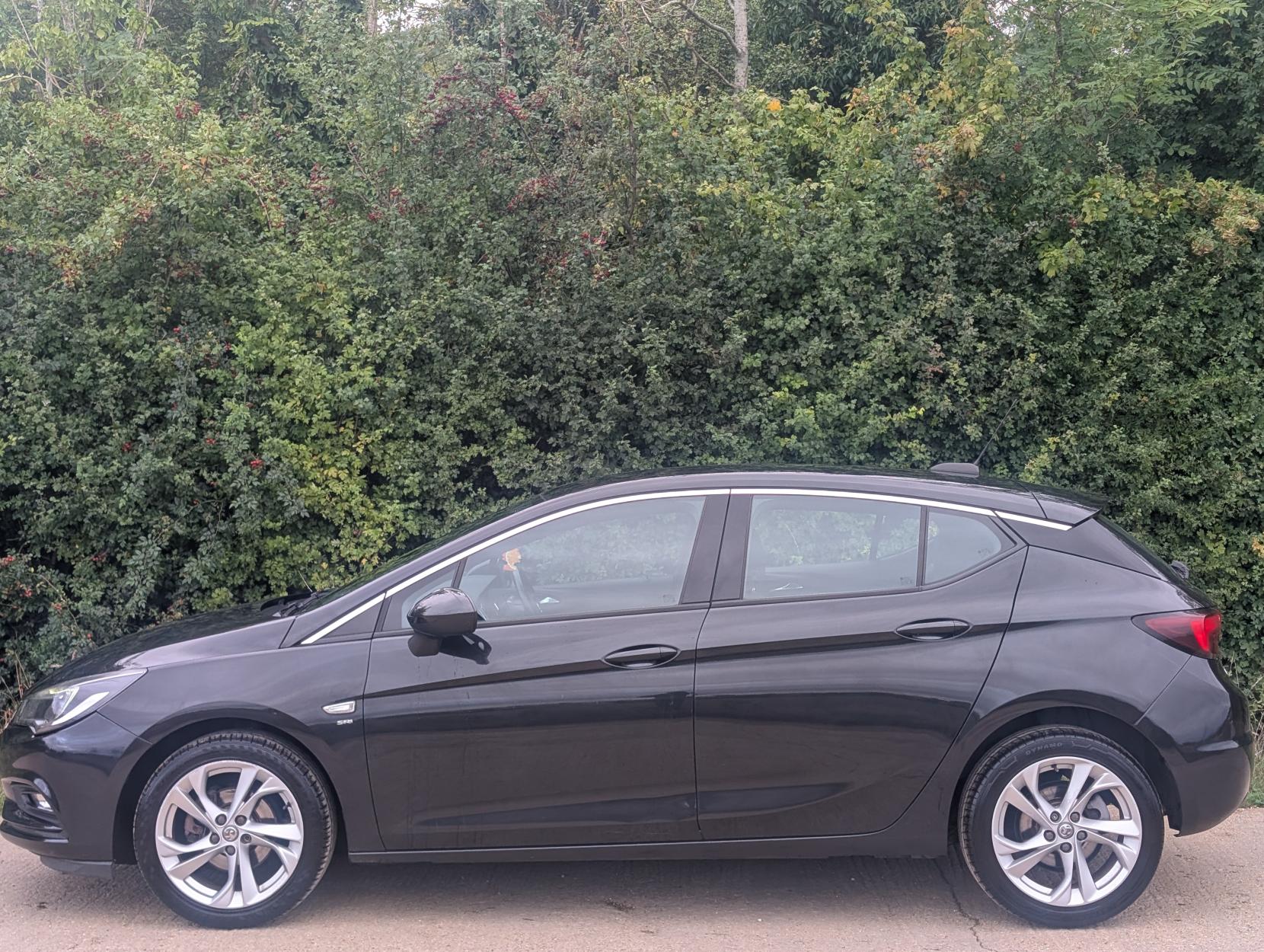 Vauxhall Astra 1.4i Turbo SRi Hatchback 5dr Petrol Manual Euro 6 (150 ps)