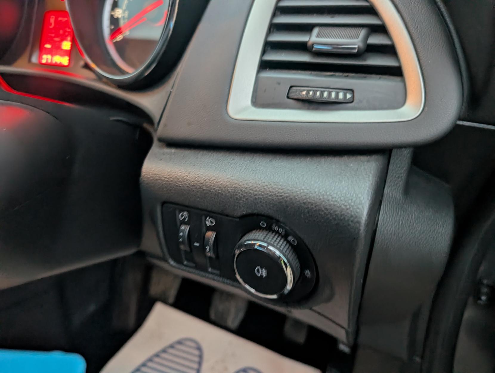 Vauxhall Astra 1.6 16v Excite Hatchback 5dr Petrol Manual Euro 5 (115 ps)