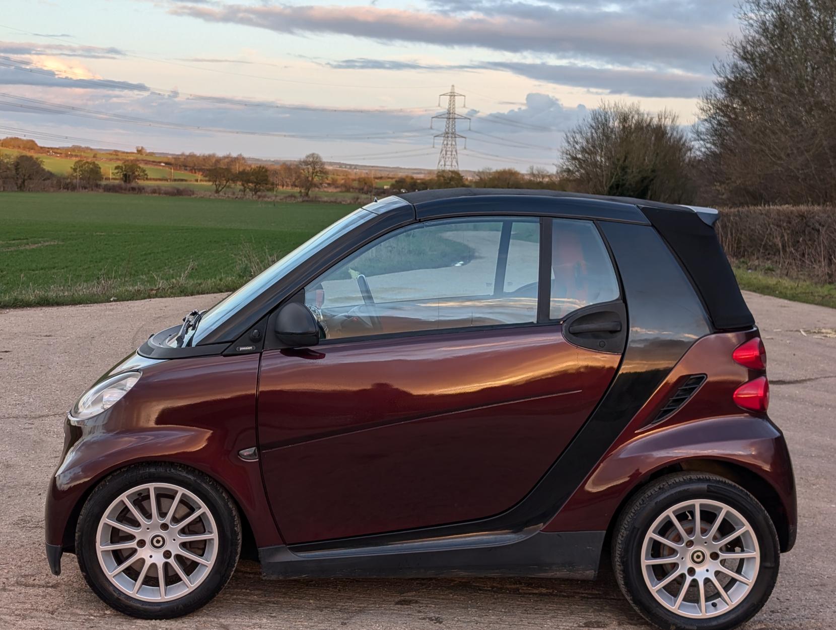 Smart fortwo 1.0 MHD Passion Cabriolet 2dr Petrol Auto Euro 4 (71 bhp)