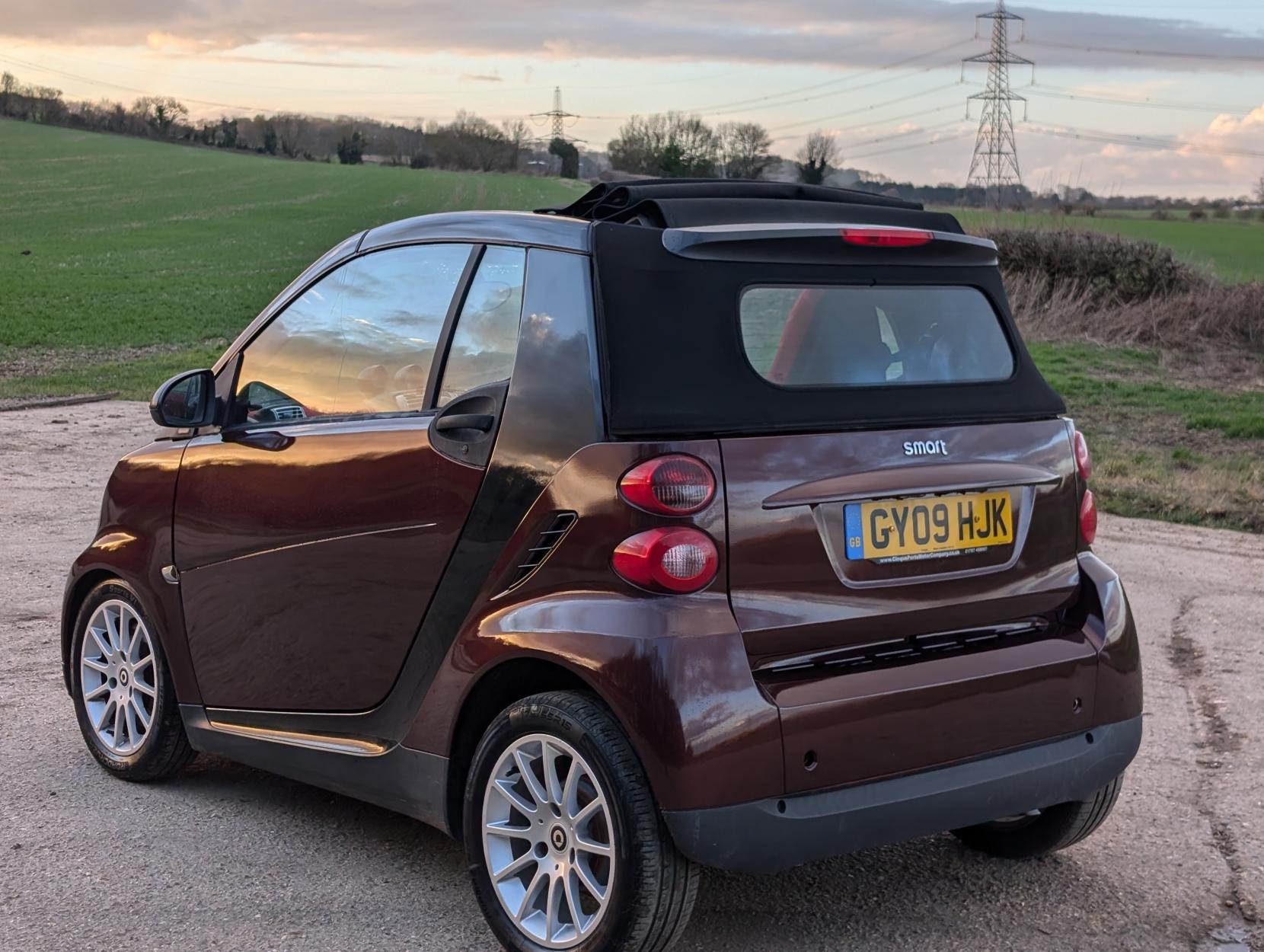 Smart fortwo 1.0 MHD Passion Cabriolet 2dr Petrol Auto Euro 4 (71 bhp)