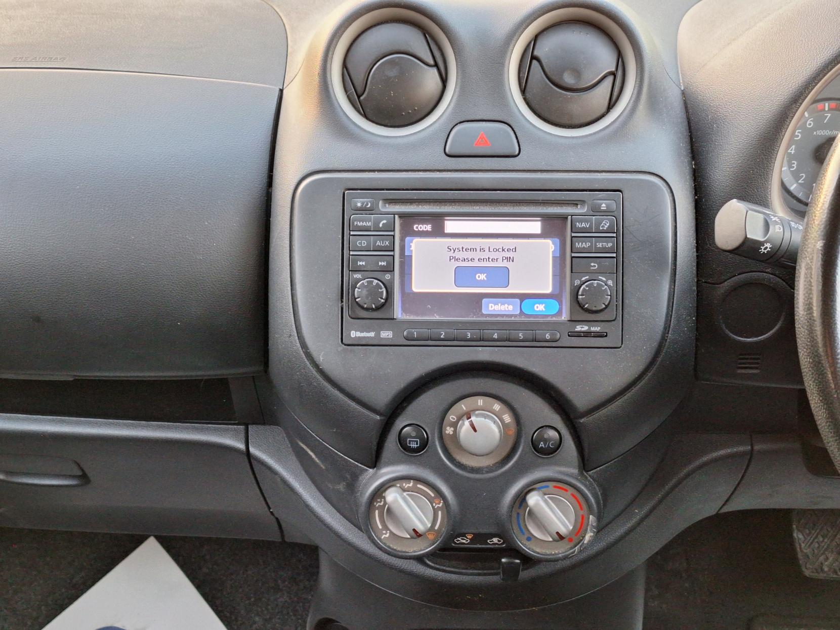 Nissan Micra 1.2 12V Acenta Hatchback 5dr Petrol CVT Euro 5 (80 ps)