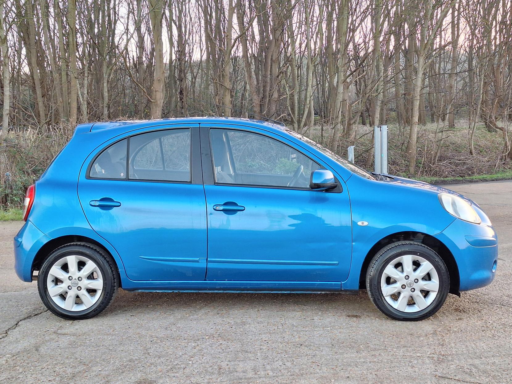 Nissan Micra 1.2 12V Acenta Hatchback 5dr Petrol CVT Euro 5 (80 ps)