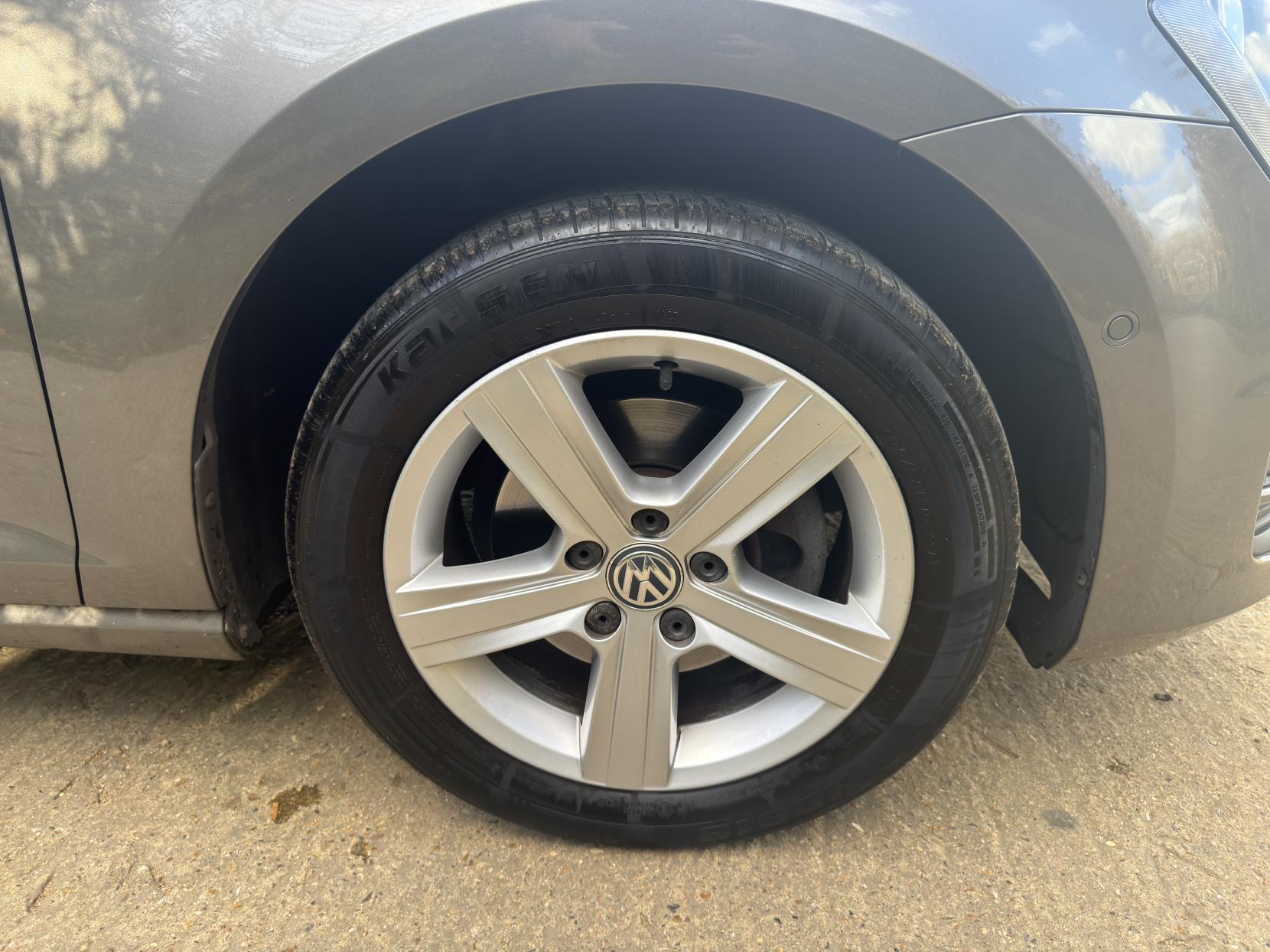 Volkswagen Golf 1.4 TSI BlueMotion Tech Match Hatchback 5dr Petrol Manual Euro 6 (s/s) (125 ps)