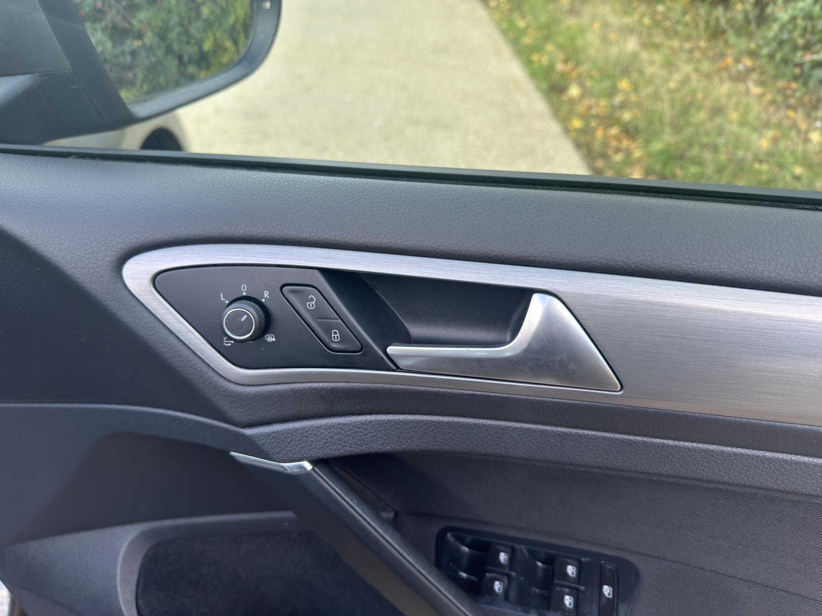 Volkswagen Golf 1.4 TSI BlueMotion Tech Match Hatchback 5dr Petrol Manual Euro 6 (s/s) (125 ps)