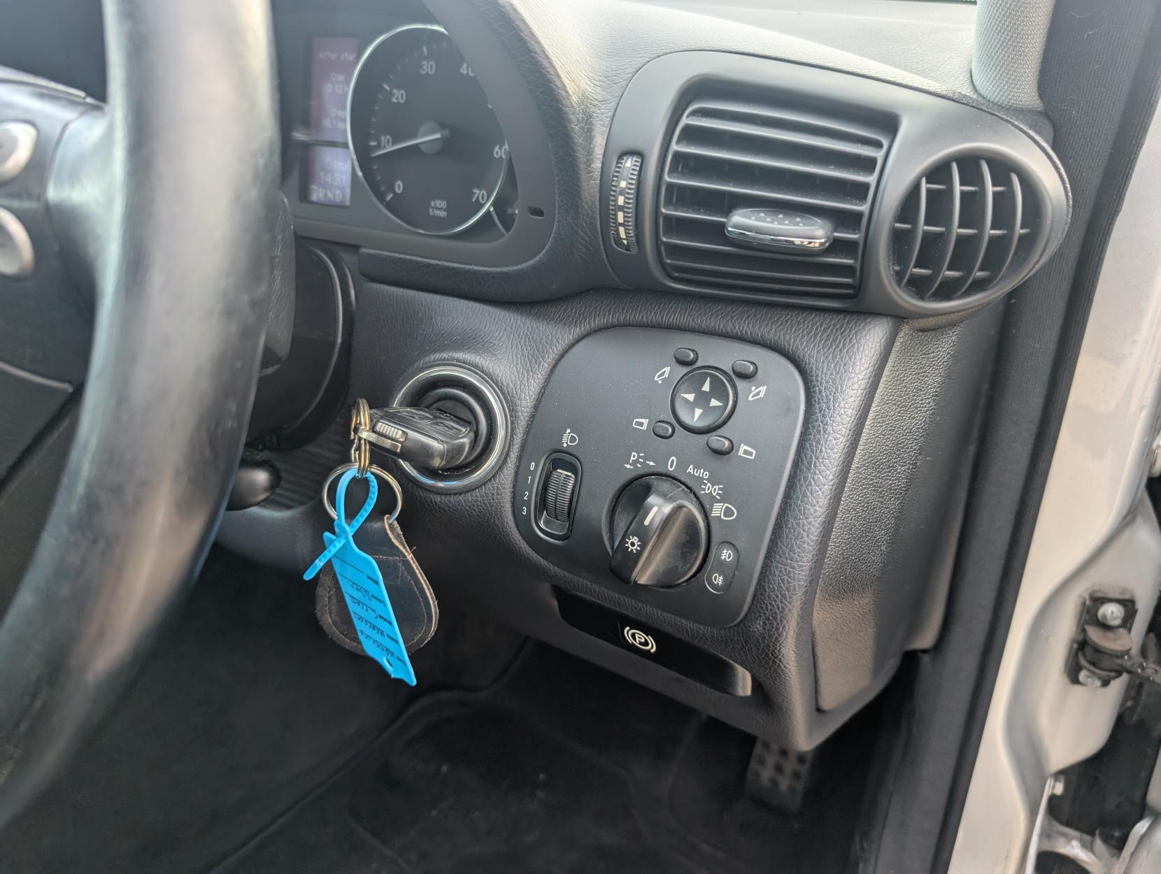 Mercedes-Benz C Class 1.8 C180 Kompressor Classic SE Saloon 4dr Petrol Automatic (193 g/km, 143 bhp)