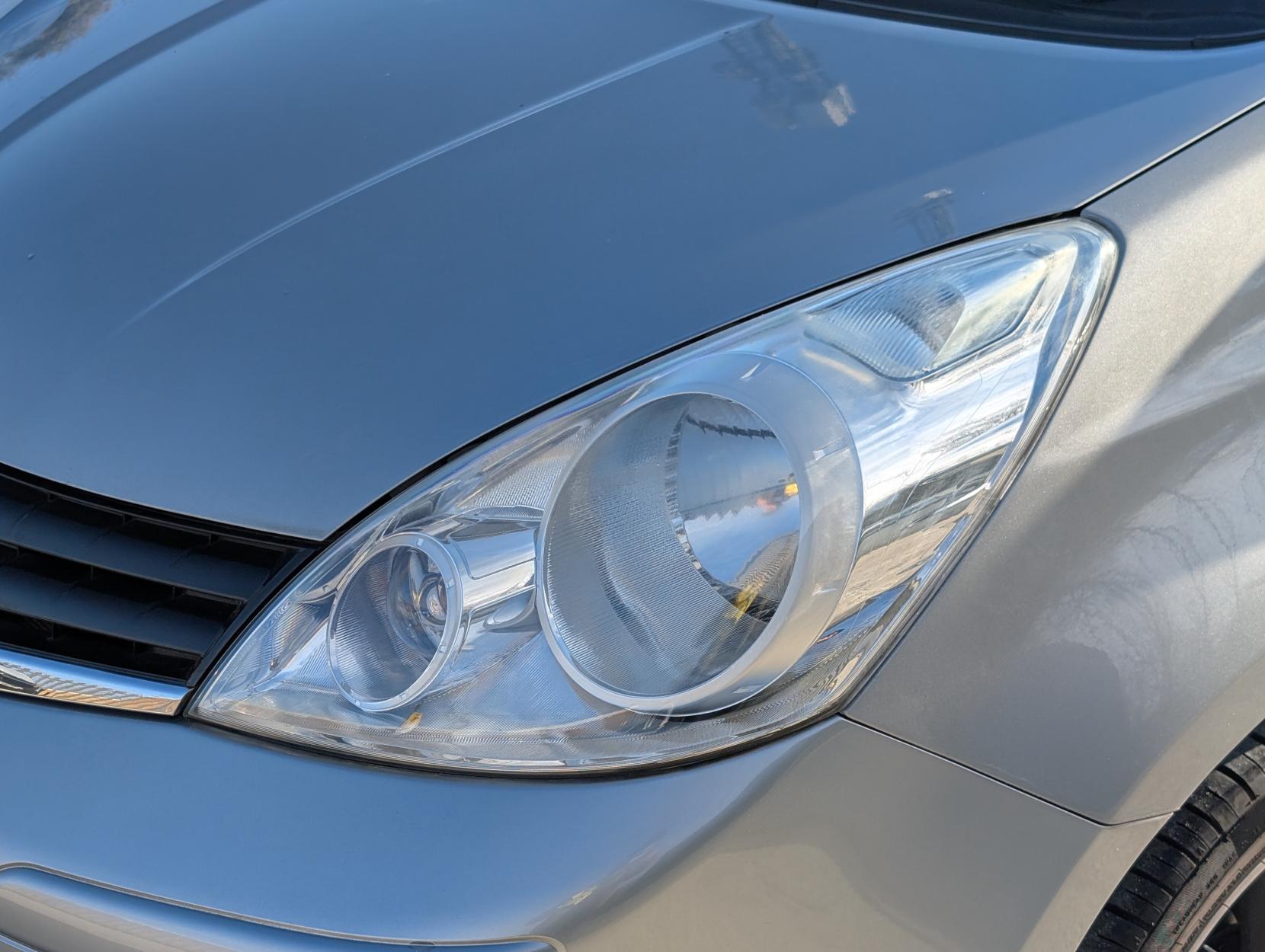 Nissan Note 1.6 16V n-tec+ Hatchback 5dr Petrol Manual Euro 5 (110 ps)