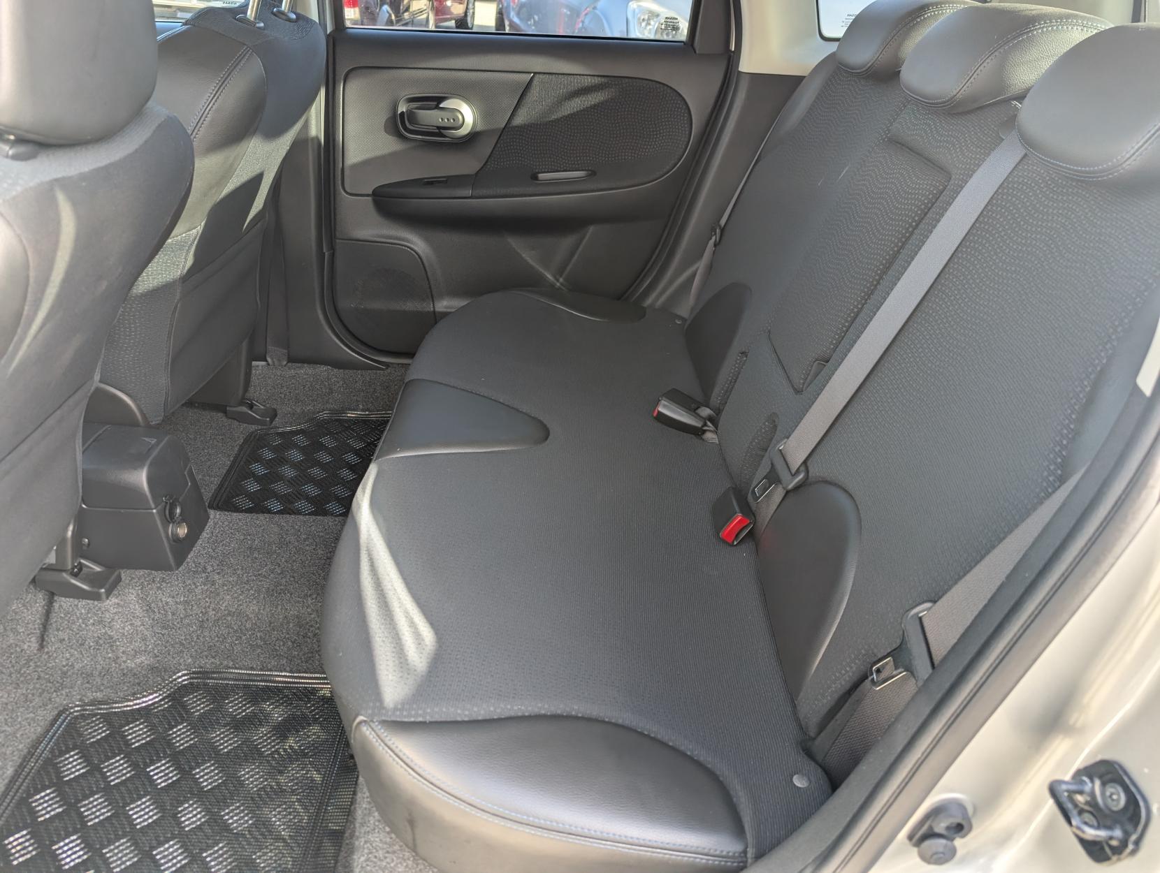 Nissan Note 1.6 16V n-tec+ Hatchback 5dr Petrol Manual Euro 5 (110 ps)