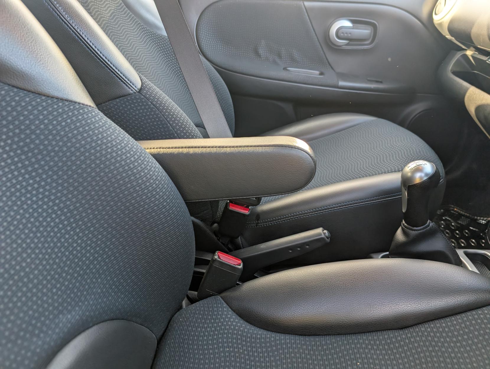 Nissan Note 1.6 16V n-tec+ Hatchback 5dr Petrol Manual Euro 5 (110 ps)