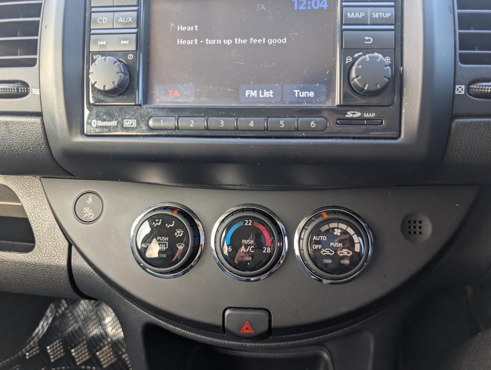 Nissan Note 1.6 16V n-tec+ Hatchback 5dr Petrol Manual Euro 5 (110 ps)