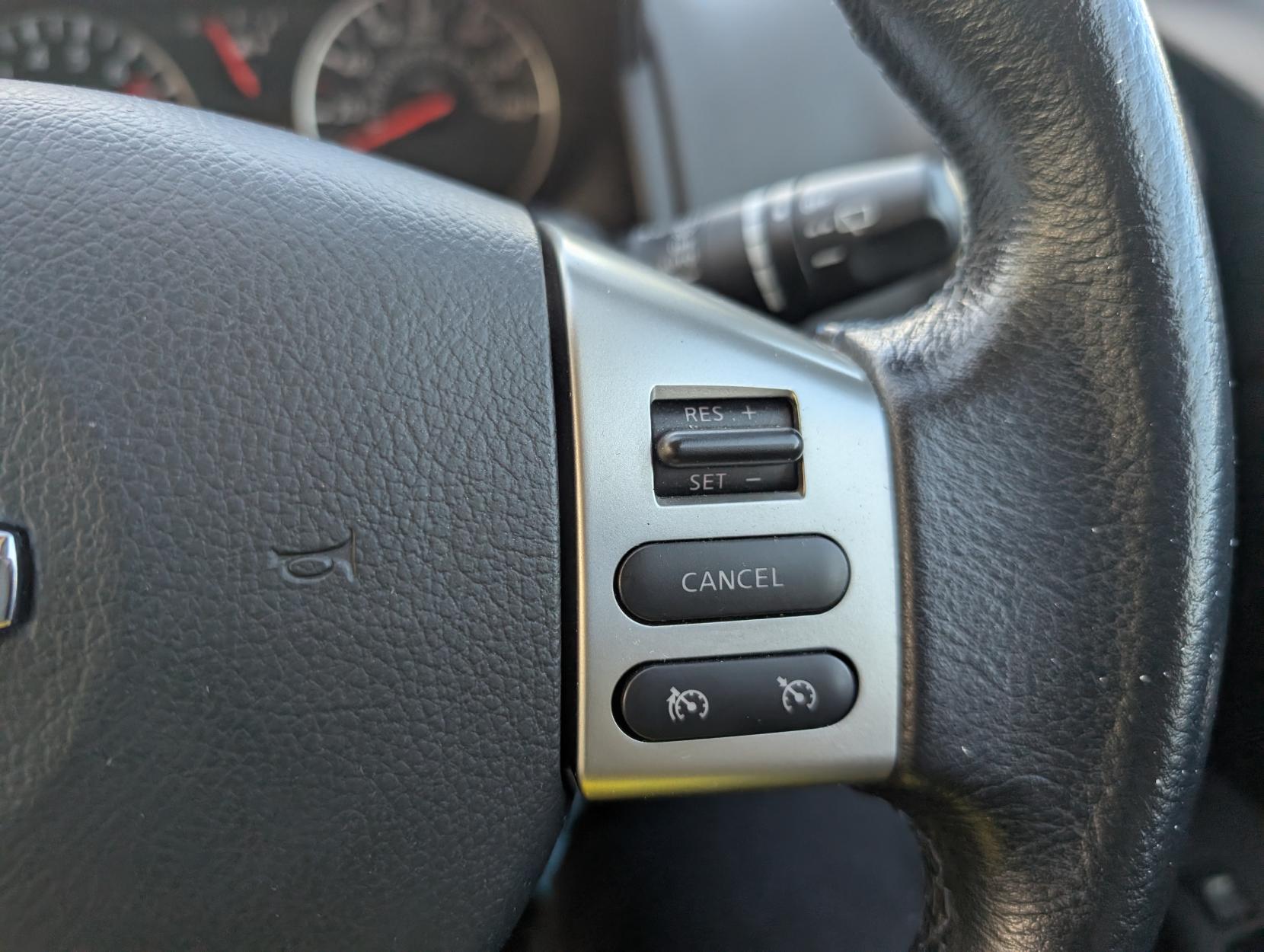 Nissan Note 1.6 16V n-tec+ Hatchback 5dr Petrol Manual Euro 5 (110 ps)