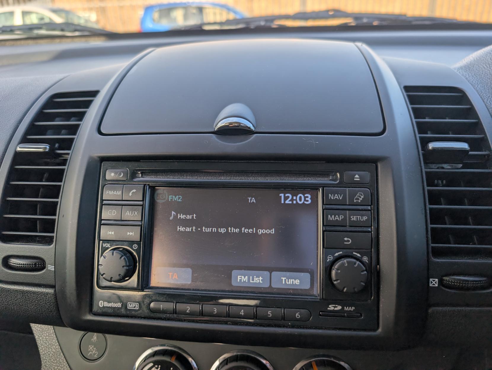 Nissan Note 1.6 16V n-tec+ Hatchback 5dr Petrol Manual Euro 5 (110 ps)