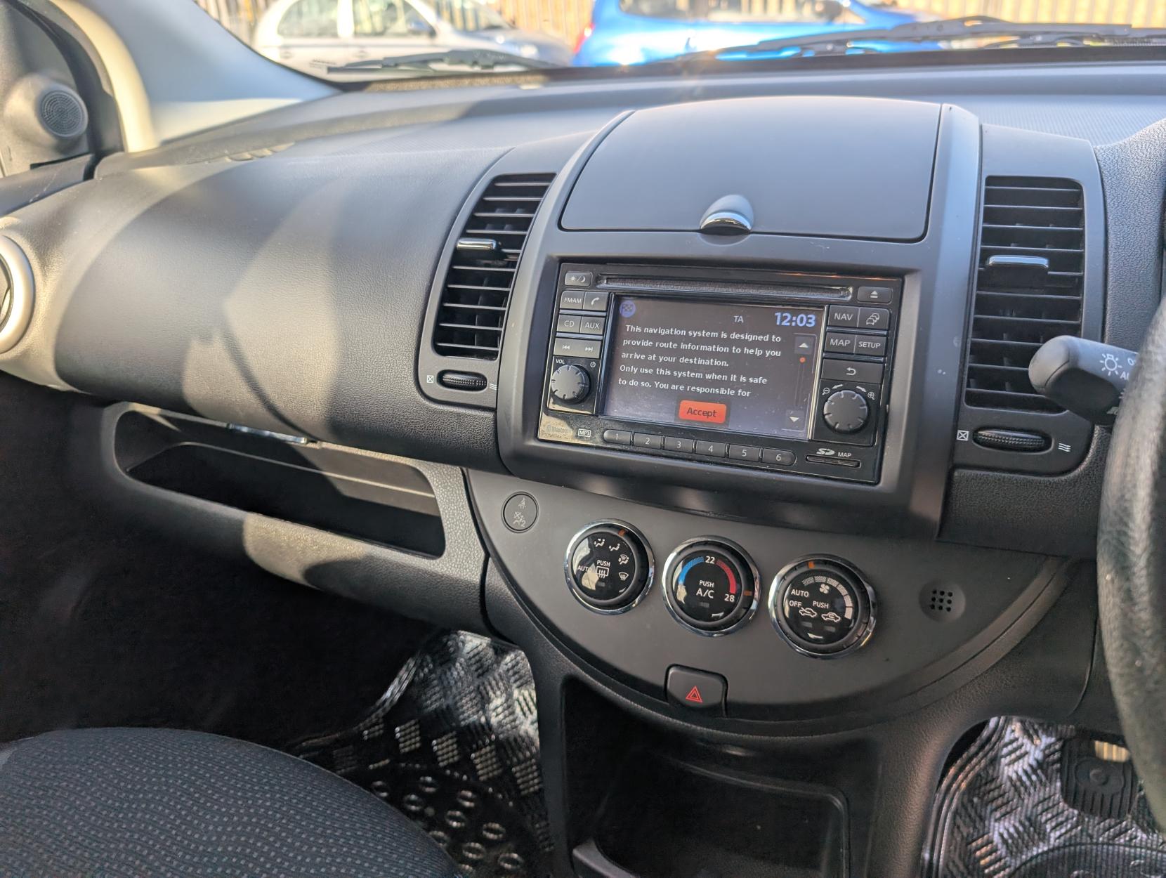 Nissan Note 1.6 16V n-tec+ Hatchback 5dr Petrol Manual Euro 5 (110 ps)