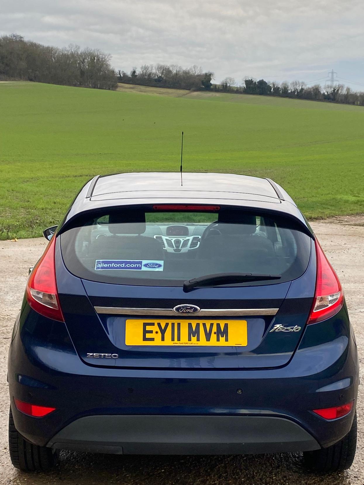 Ford Fiesta 1.25 Zetec Hatchback 5dr Petrol Manual (129 g/km, 81 bhp)