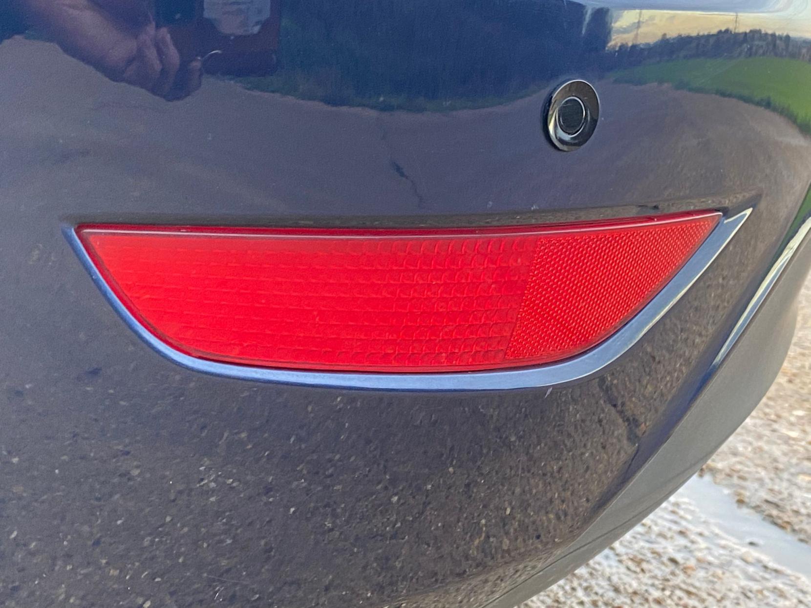 Ford Fiesta 1.25 Zetec Hatchback 5dr Petrol Manual (129 g/km, 81 bhp)