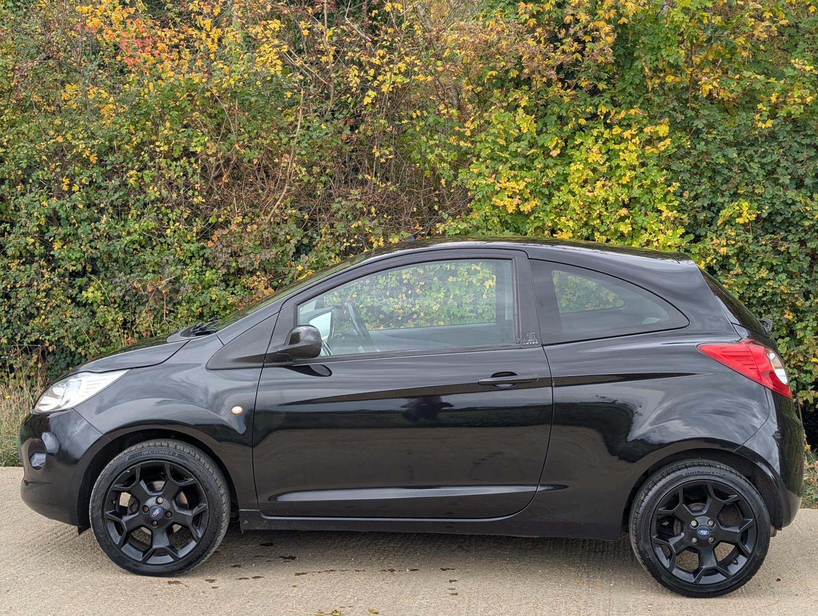 Ford Ka 1.2 Zetec Black Edition Hatchback 3dr Petrol Manual Euro 6 (s/s) (69 ps)