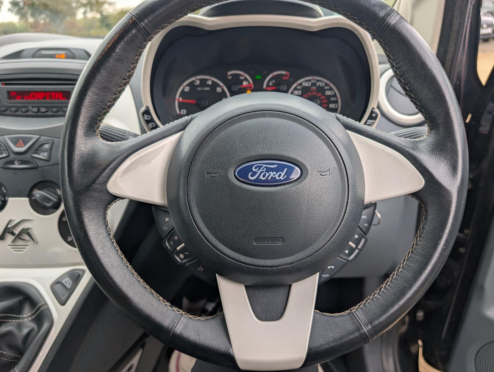 Ford Ka 1.2 Zetec Black Edition Hatchback 3dr Petrol Manual Euro 6 (s/s) (69 ps)
