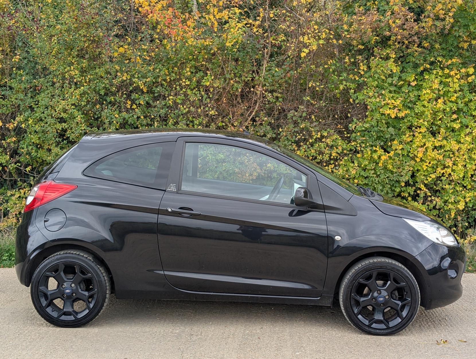 Ford Ka 1.2 Zetec Black Edition Hatchback 3dr Petrol Manual Euro 6 (s/s) (69 ps)