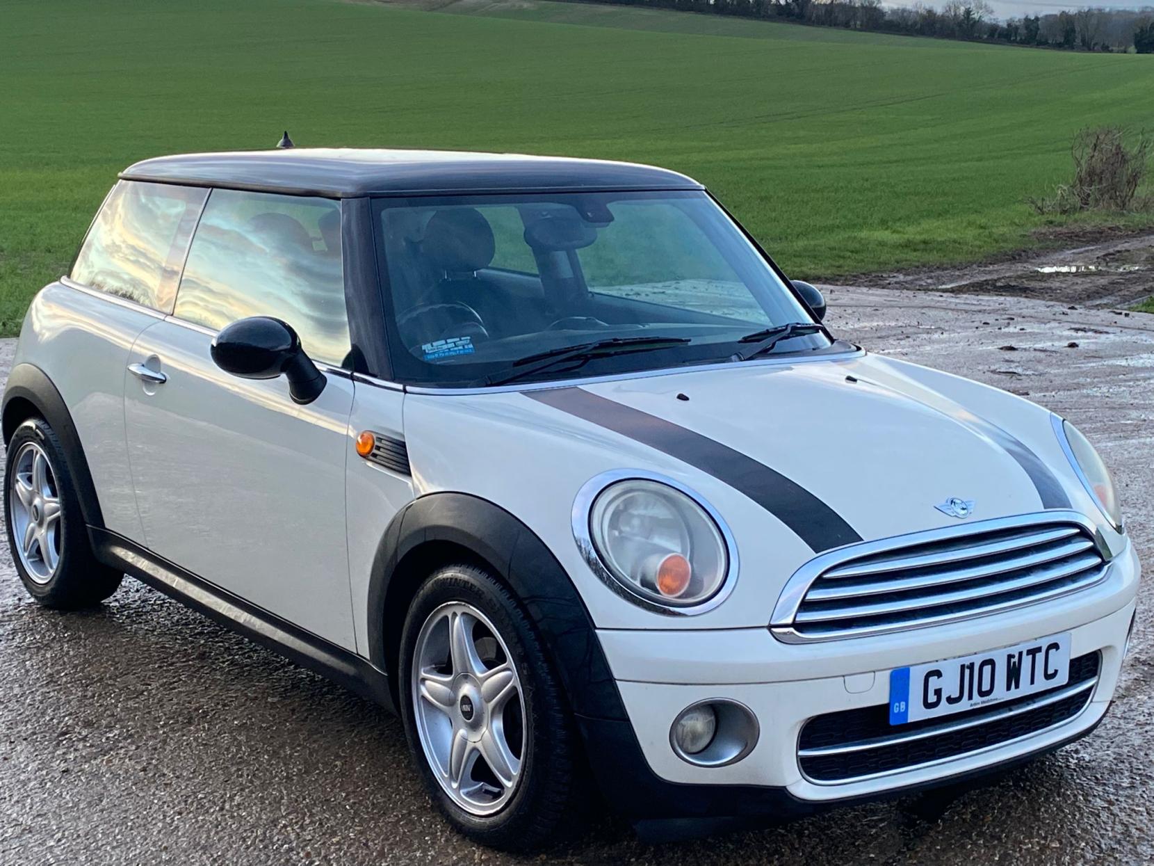 MINI Hatch 1.6 Cooper D Hatchback 3dr Diesel Manual Euro 4 (110 ps)