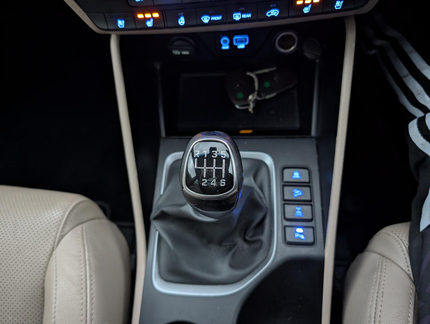 Hyundai TUCSON 2.0 CRDi Premium SE SUV 5dr Diesel Manual 4WD Euro 6 (185 ps)