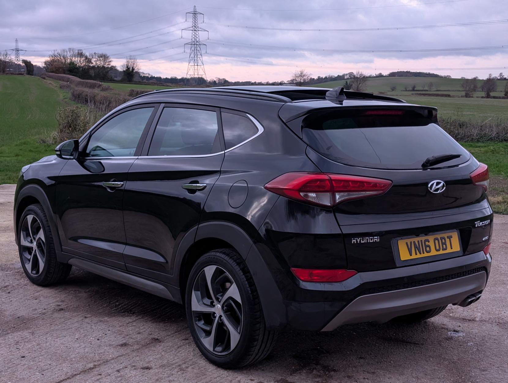 Hyundai TUCSON 2.0 CRDi Premium SE SUV 5dr Diesel Manual 4WD Euro 6 (185 ps)