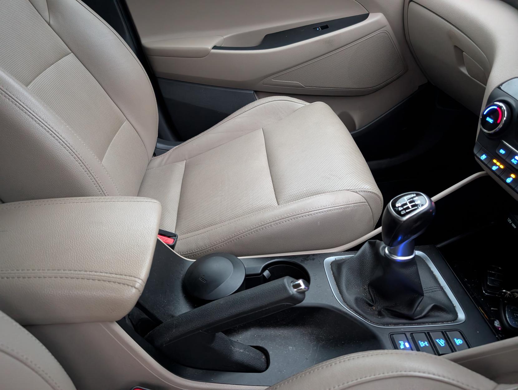 Hyundai TUCSON 2.0 CRDi Premium SE SUV 5dr Diesel Manual 4WD Euro 6 (185 ps)