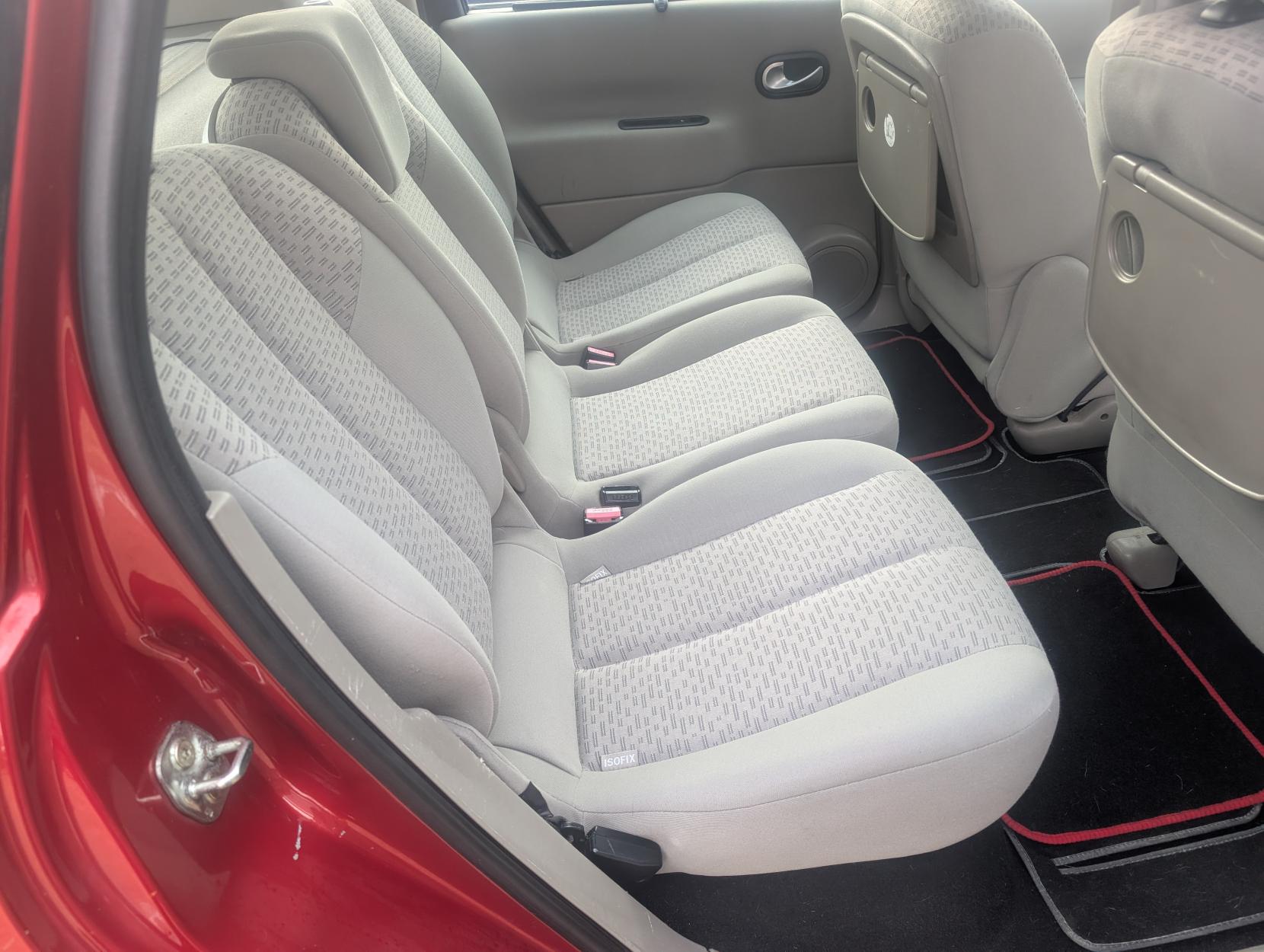 Renault Scenic 1.5 dCi Oasis MPV 5dr Diesel Manual (124 g/km, 106 bhp)