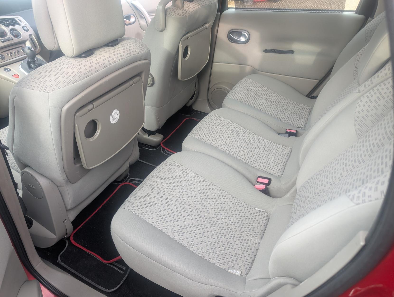 Renault Scenic 1.5 dCi Oasis MPV 5dr Diesel Manual (124 g/km, 106 bhp)