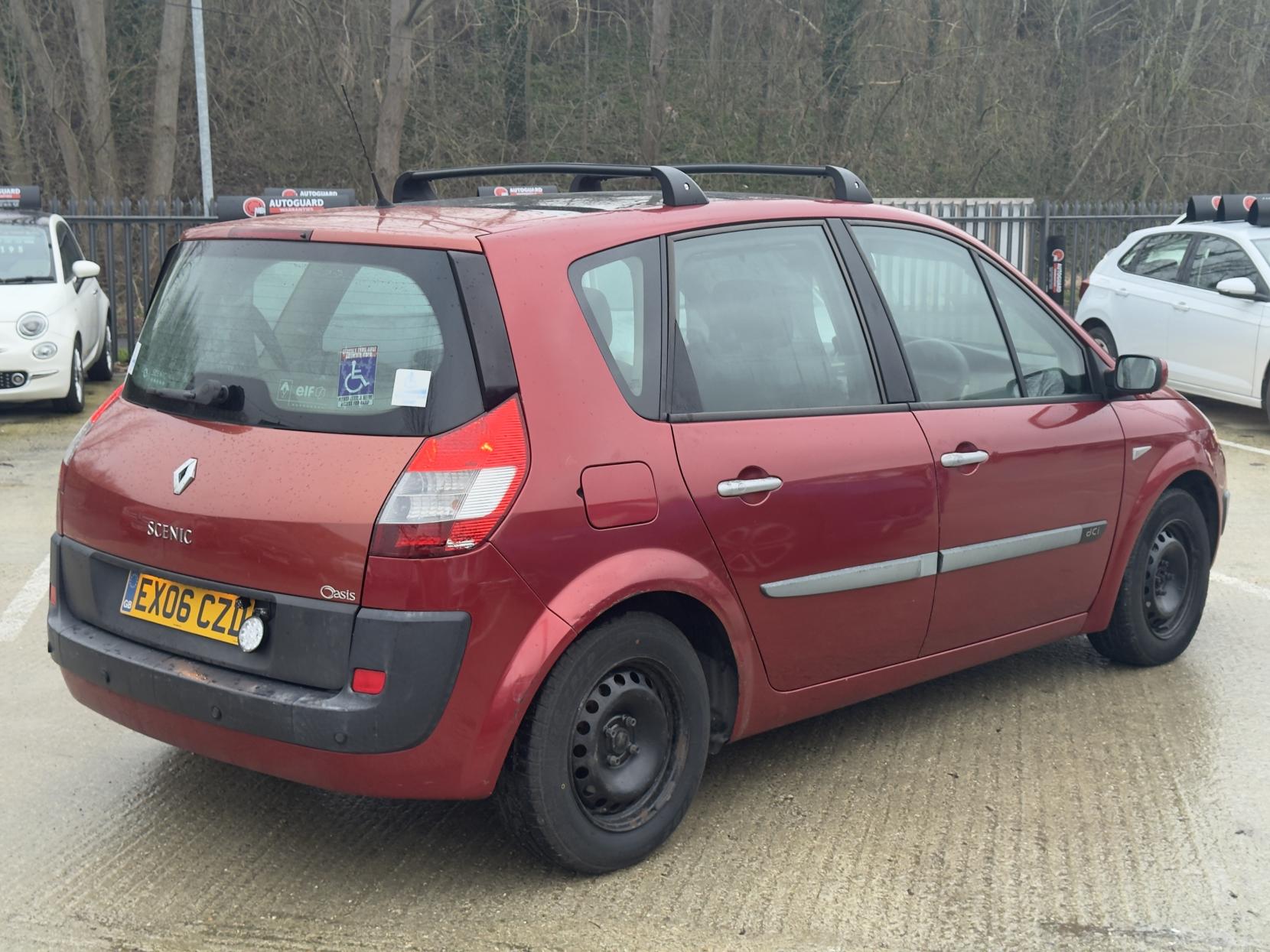 Renault Scenic 1.5 dCi Oasis MPV 5dr Diesel Manual (124 g/km, 106 bhp)