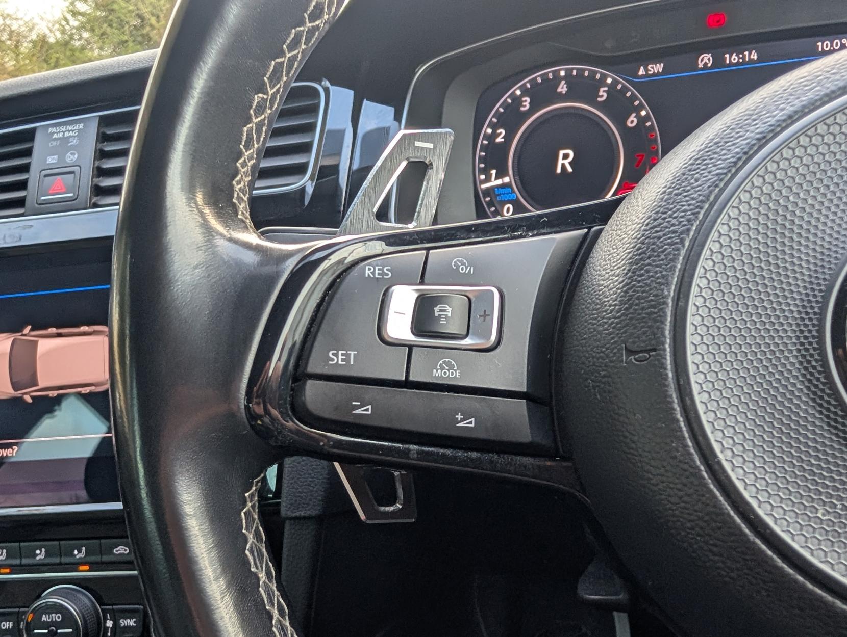 Volkswagen Golf 2.0 TSI R Hatchback 5dr Petrol DSG 4Motion Euro 6 (s/s) (310 ps)