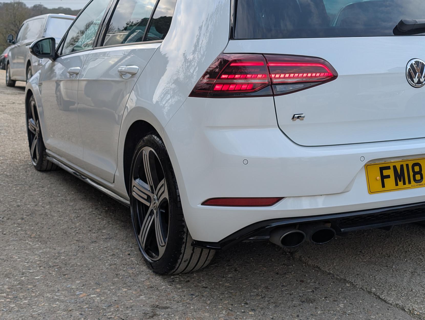 Volkswagen Golf 2.0 TSI R Hatchback 5dr Petrol DSG 4Motion Euro 6 (s/s) (310 ps)