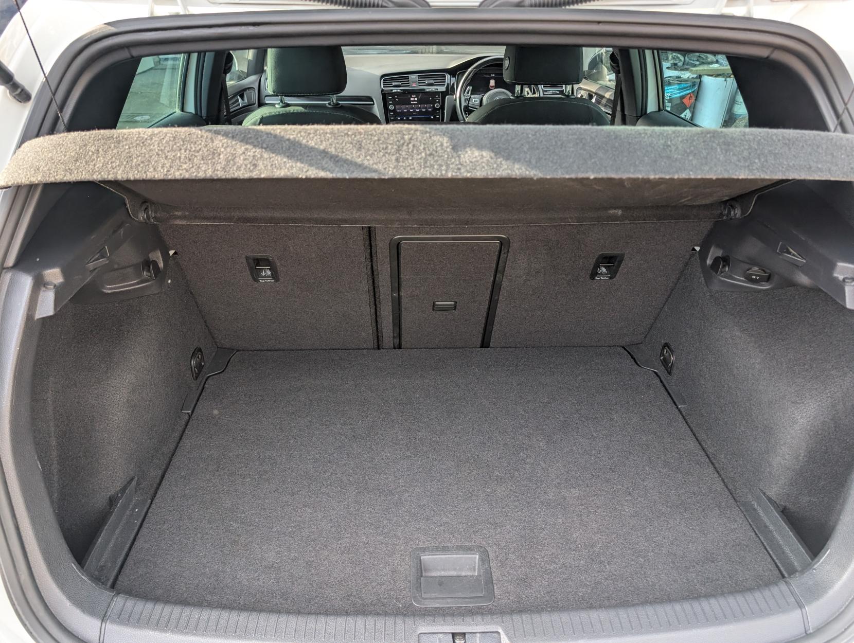 Volkswagen Golf 2.0 TSI R Hatchback 5dr Petrol DSG 4Motion Euro 6 (s/s) (310 ps)