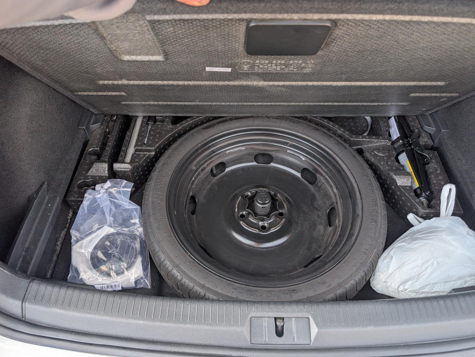 Volkswagen Golf 2.0 TSI R Hatchback 5dr Petrol DSG 4Motion Euro 6 (s/s) (310 ps)