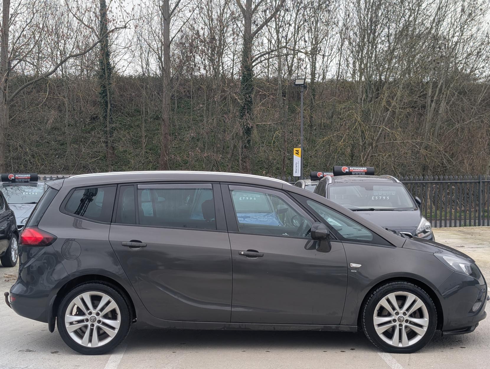 Vauxhall Zafira Tourer 2.0 CDTi SRi MPV 5dr Diesel Manual Euro 5 (165 ps)