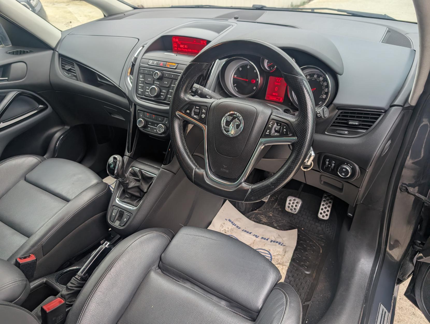 Vauxhall Zafira Tourer 2.0 CDTi SRi MPV 5dr Diesel Manual Euro 5 (165 ps)