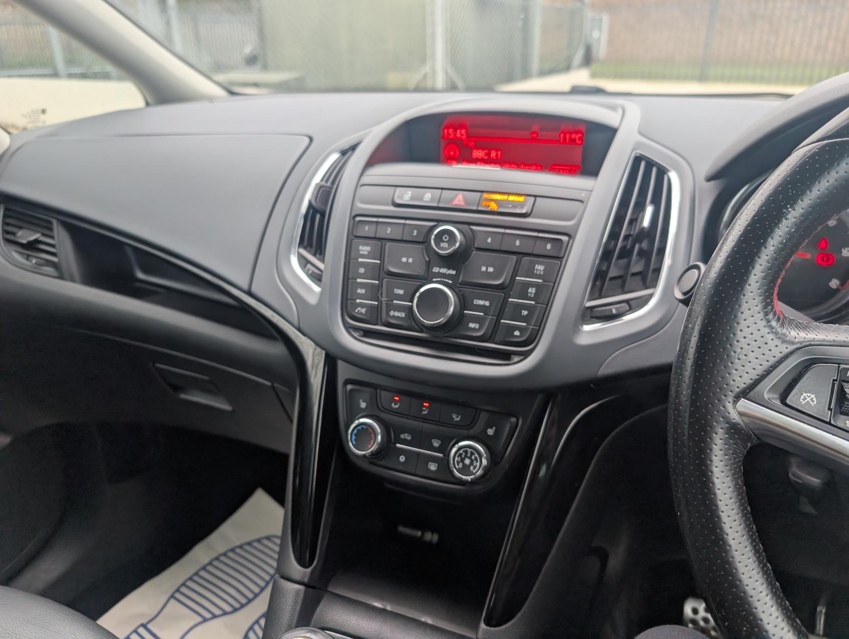 Vauxhall Zafira Tourer 2.0 CDTi SRi MPV 5dr Diesel Manual Euro 5 (165 ps)