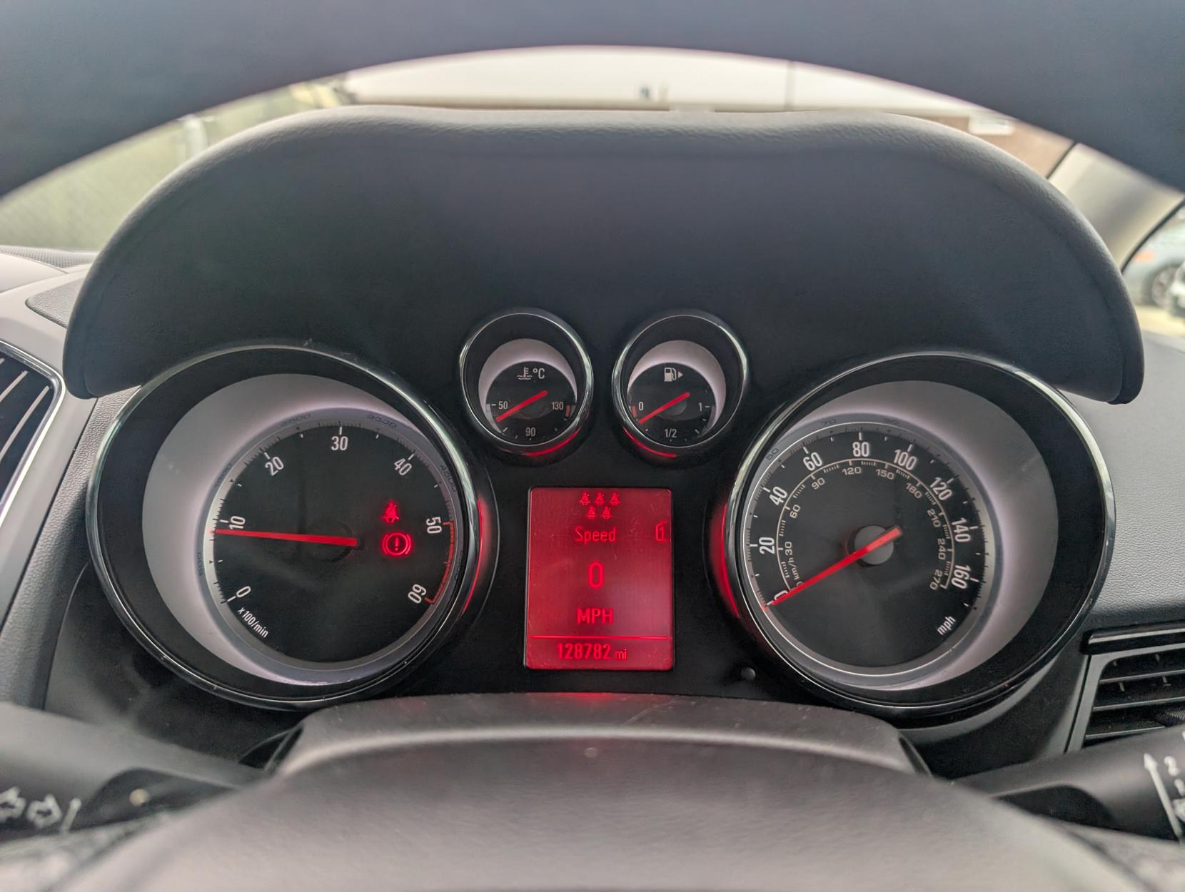 Vauxhall Zafira Tourer 2.0 CDTi SRi MPV 5dr Diesel Manual Euro 5 (165 ps)