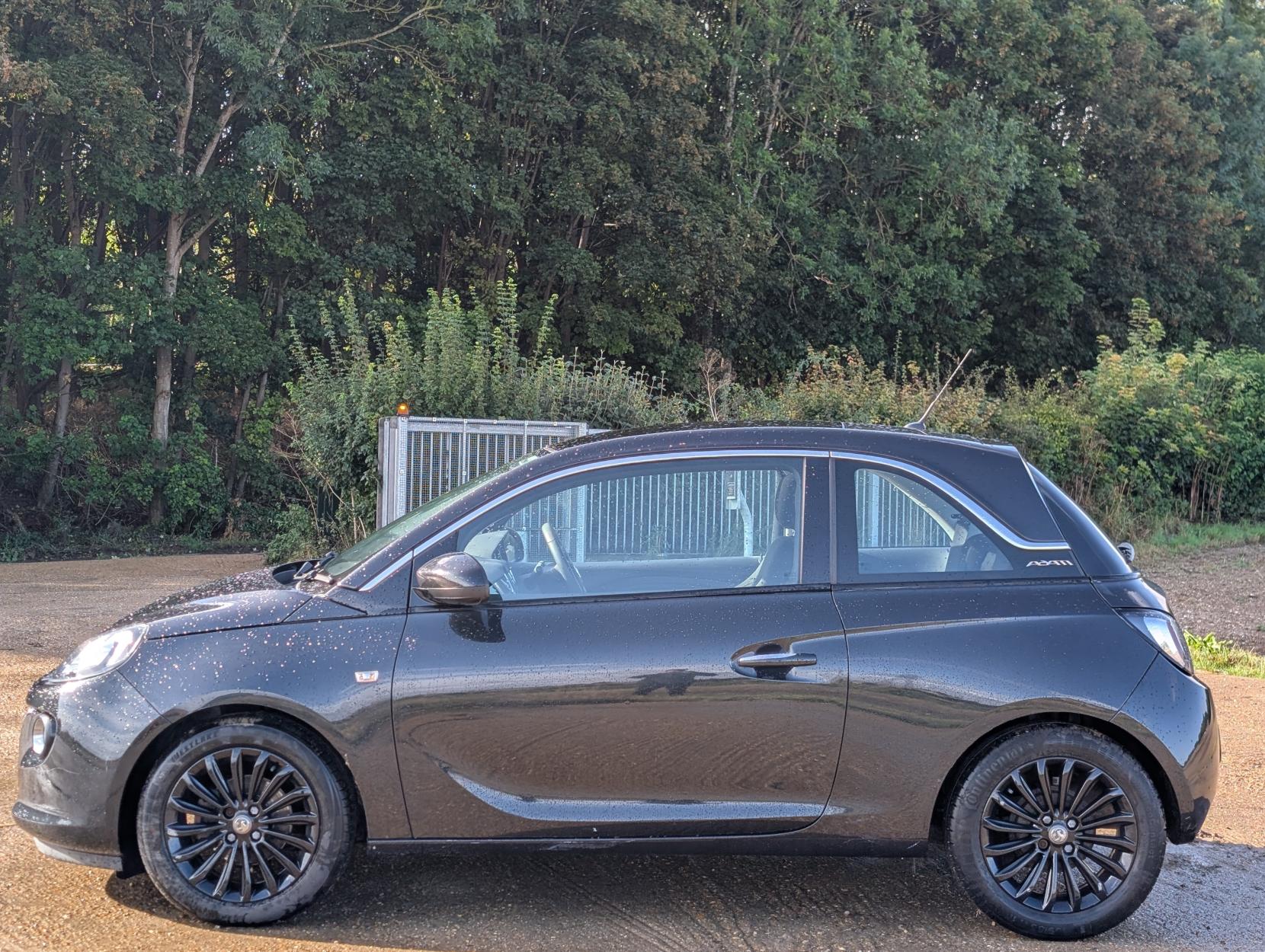 Vauxhall ADAM 1.4i GLAM Hatchback 3dr Petrol Manual Euro 6 (87 ps)