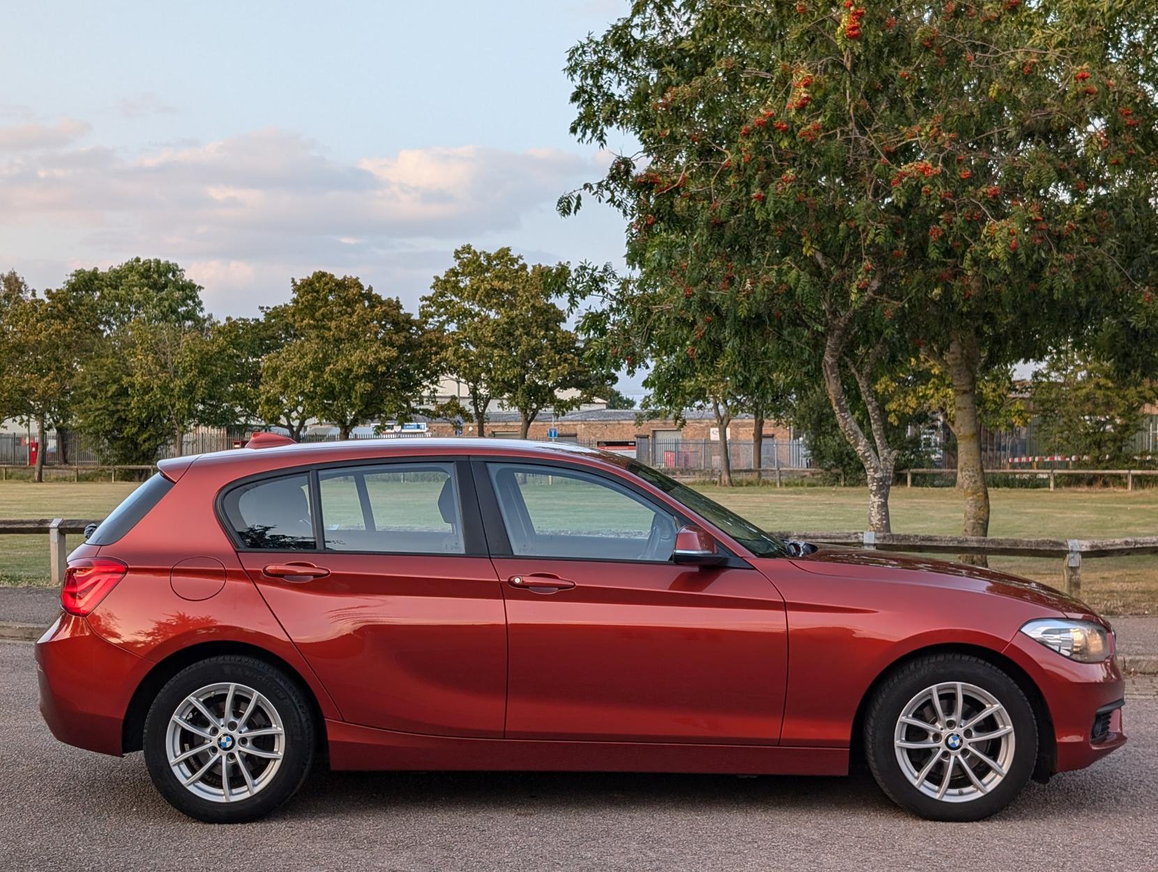 BMW 1 Series 2.0 118d SE Hatchback 5dr Diesel Manual Euro 6 (s/s) (150 ps)