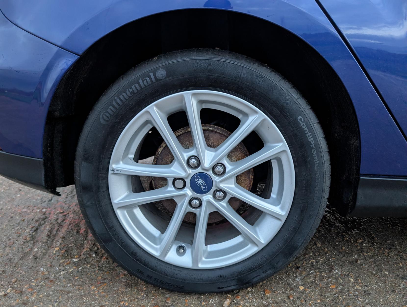 Ford Focus 1.0T EcoBoost Zetec Hatchback 5dr Petrol Manual Euro 6 (s/s) (125 ps)