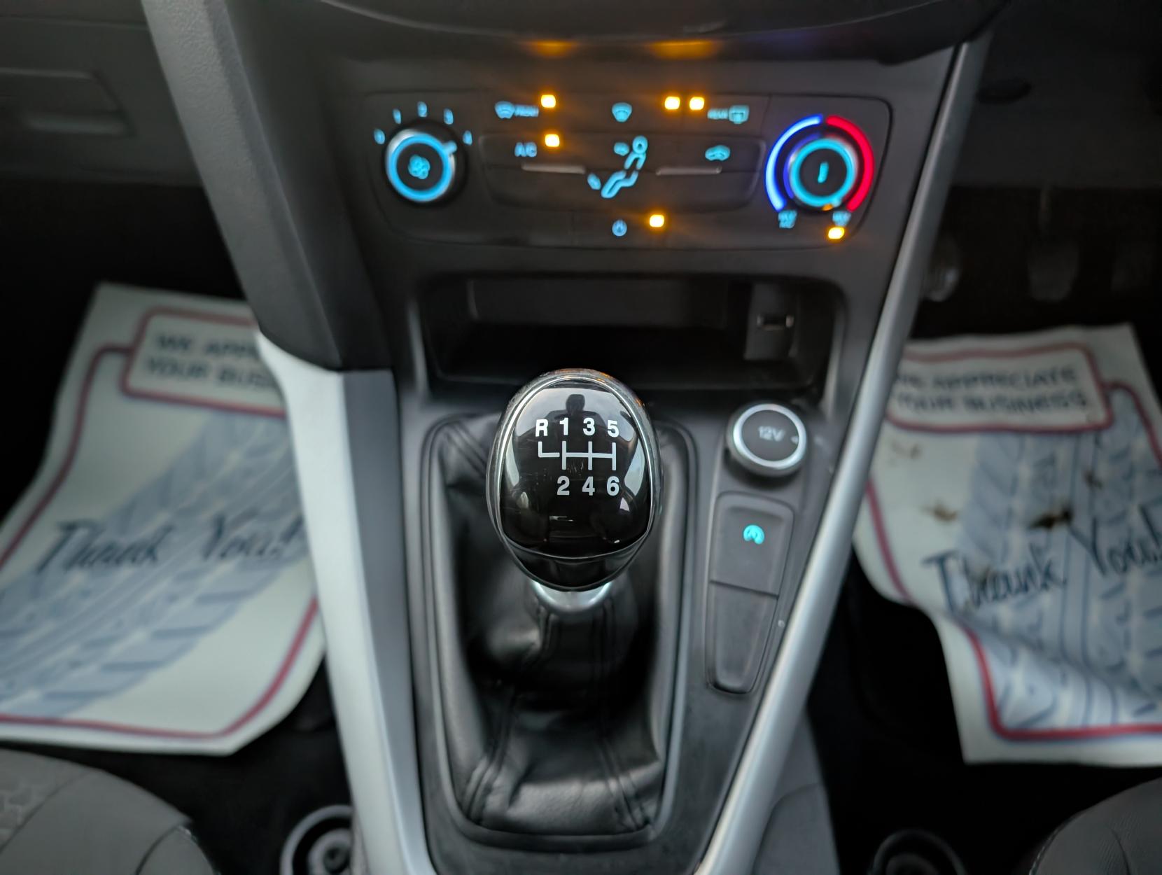 Ford Focus 1.0T EcoBoost Zetec Hatchback 5dr Petrol Manual Euro 6 (s/s) (125 ps)