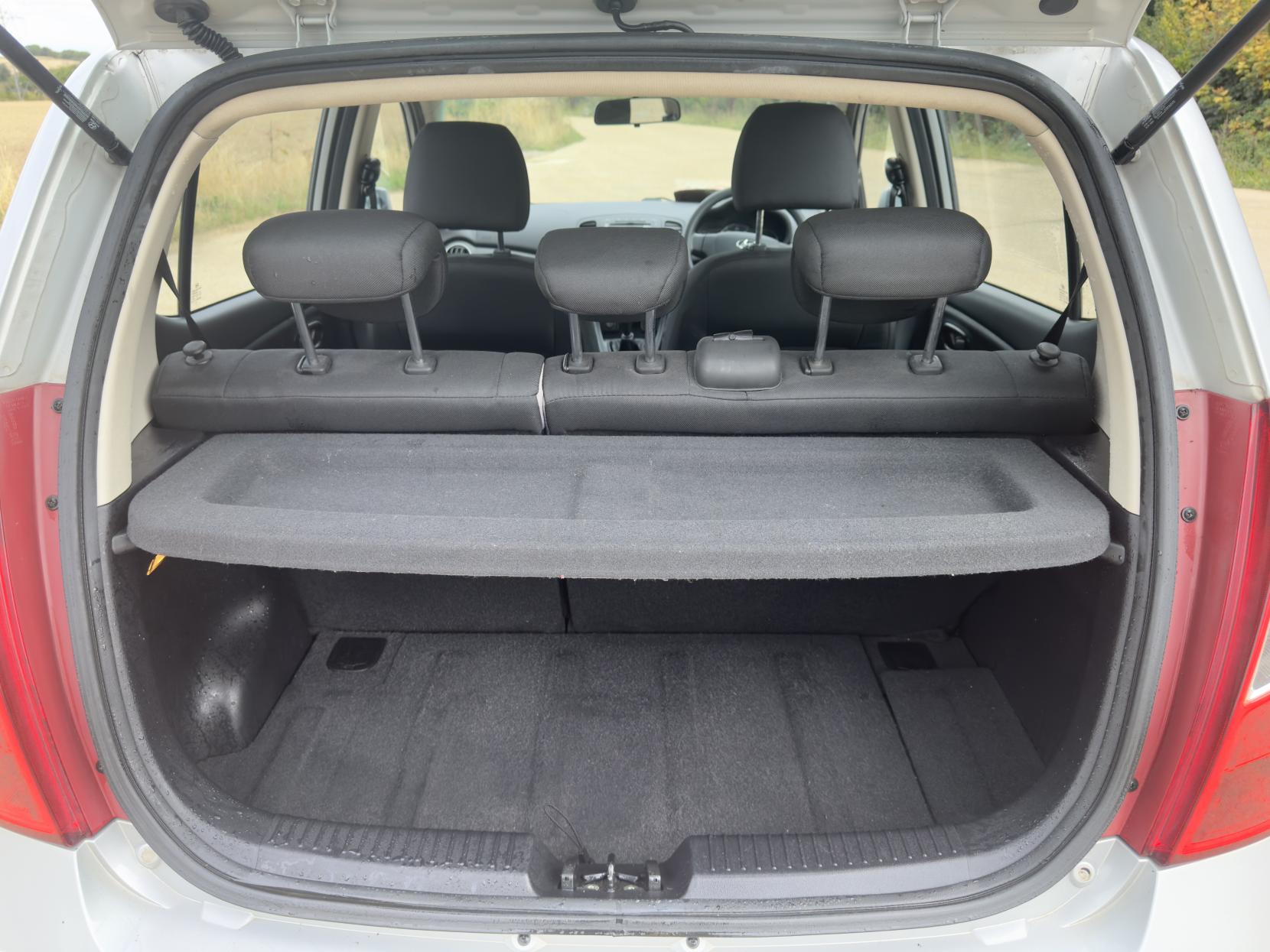 Hyundai i10 1.2 Active Hatchback 5dr Petrol Manual Euro 5 (85 bhp)