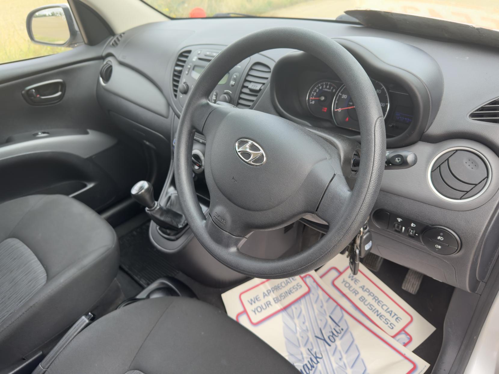 Hyundai i10 1.2 Active Hatchback 5dr Petrol Manual Euro 5 (85 bhp)