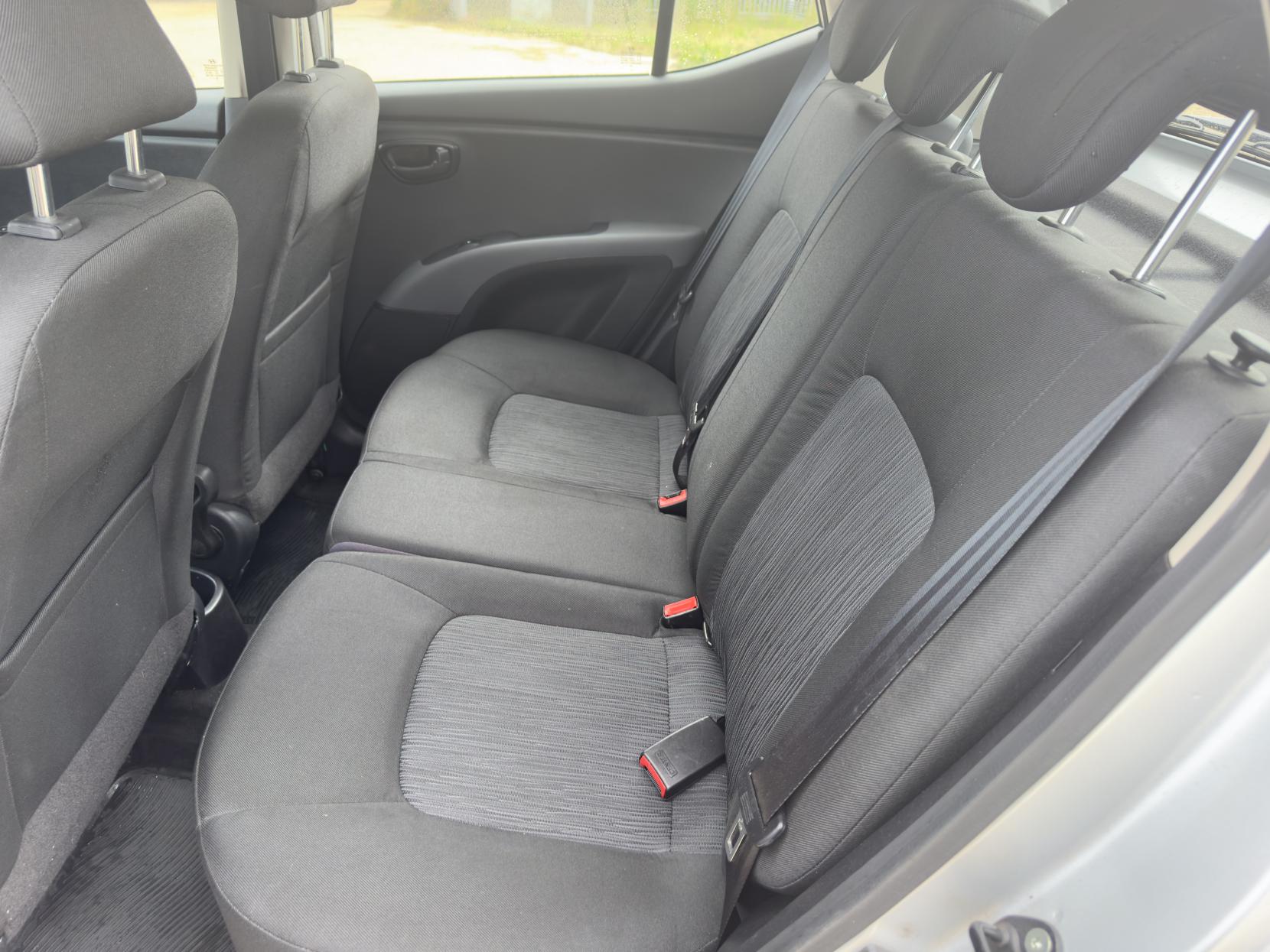 Hyundai i10 1.2 Active Hatchback 5dr Petrol Manual Euro 5 (85 bhp)