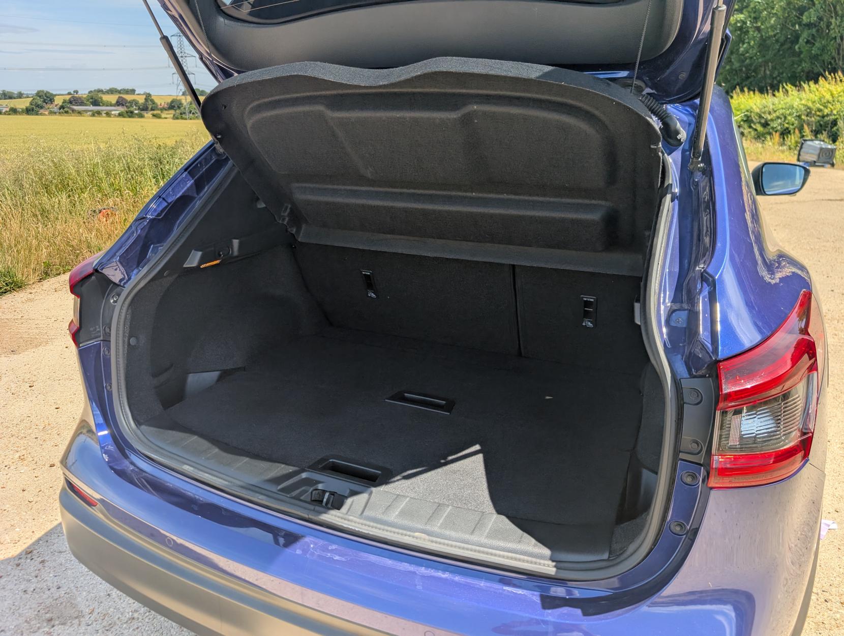 Nissan Qashqai 1.6 DIG-T N-Connecta SUV 5dr Petrol Manual Euro 6 (s/s) (163 ps)