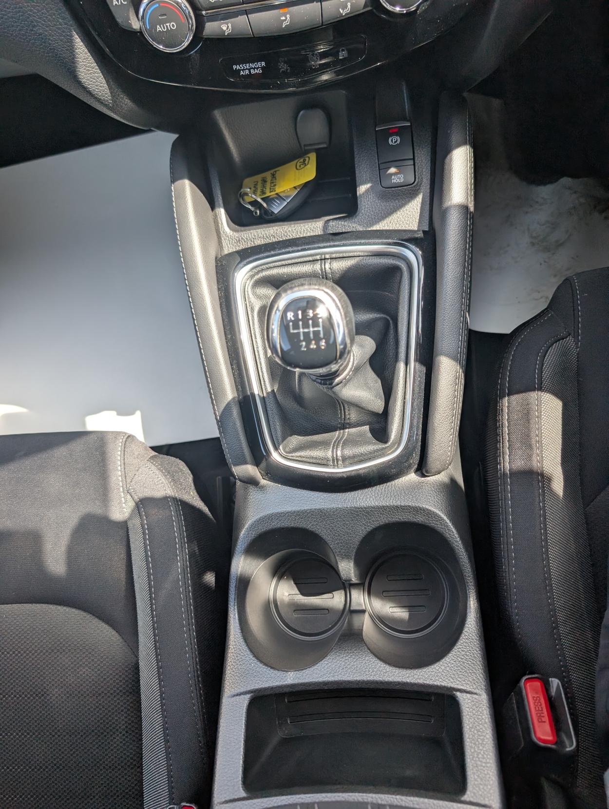 Nissan Qashqai 1.6 DIG-T N-Connecta SUV 5dr Petrol Manual Euro 6 (s/s) (163 ps)