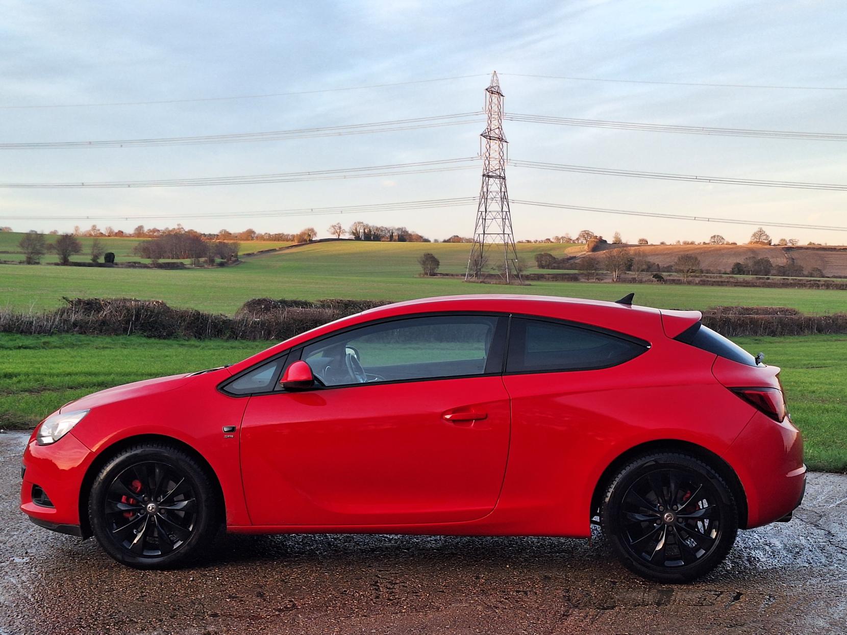 Vauxhall Astra GTC 2.0 CDTi SRi Coupe 3dr Diesel Auto Euro 5 (165 ps)
