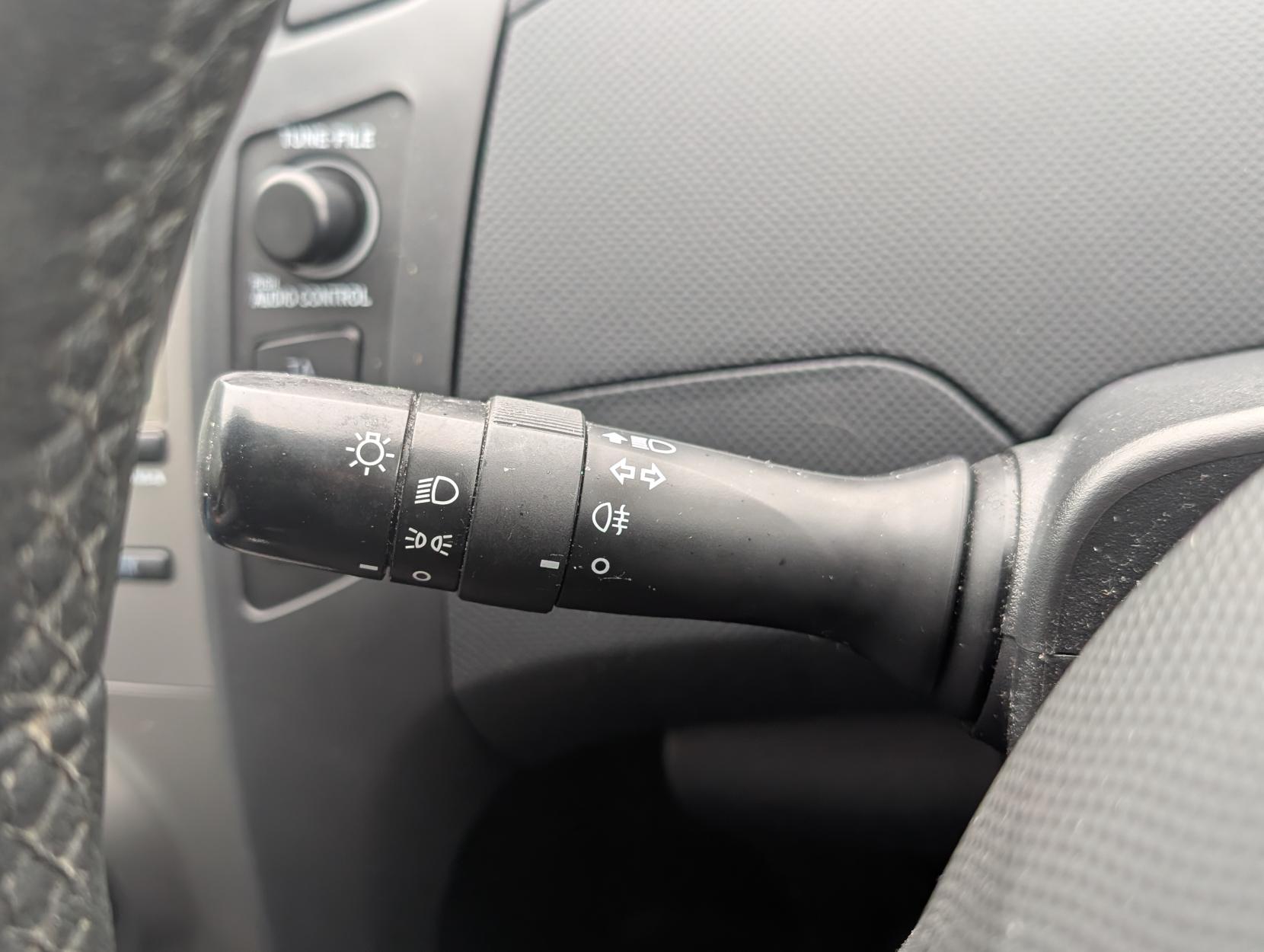 Toyota Yaris 1.33 Dual VVT-i TR Hatchback 5dr Petrol Manual Euro 4 (s/s) (101 ps)