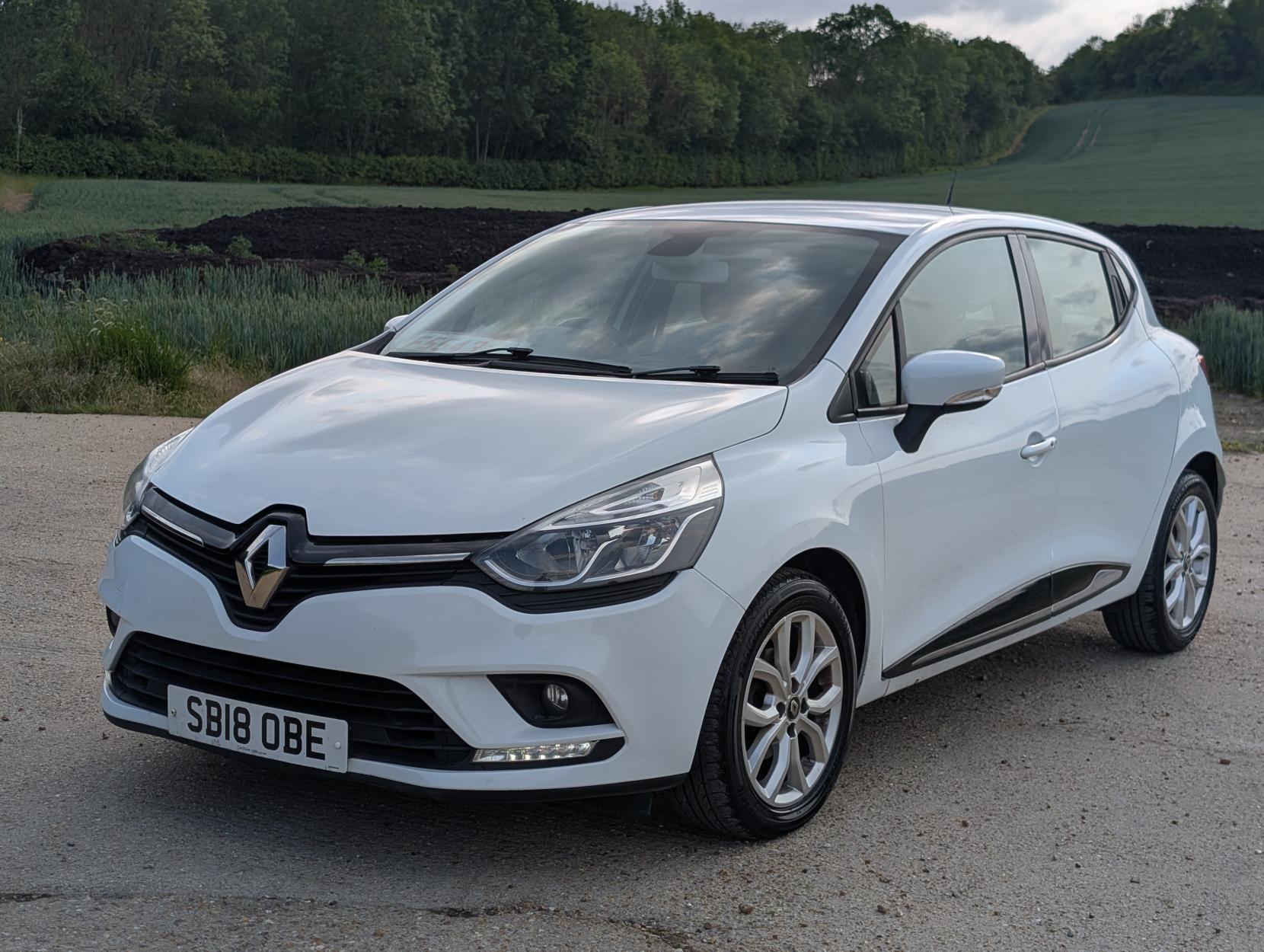 Renault Clio 1.2 16V Dynamique Nav Hatchback 5dr Petrol Manual Euro 6 (75 ps)